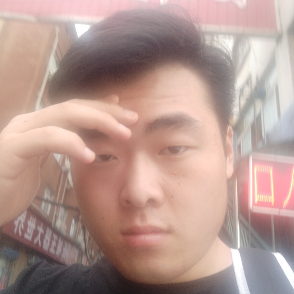 冷眸泪了初夏的照片