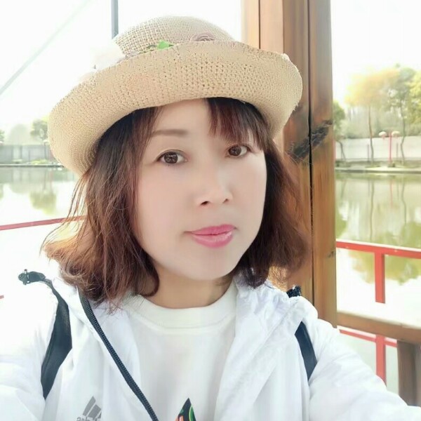 樱桃眯眯眼的照片