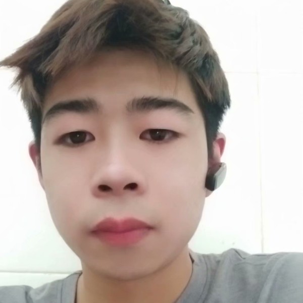 凤凰少年的照片