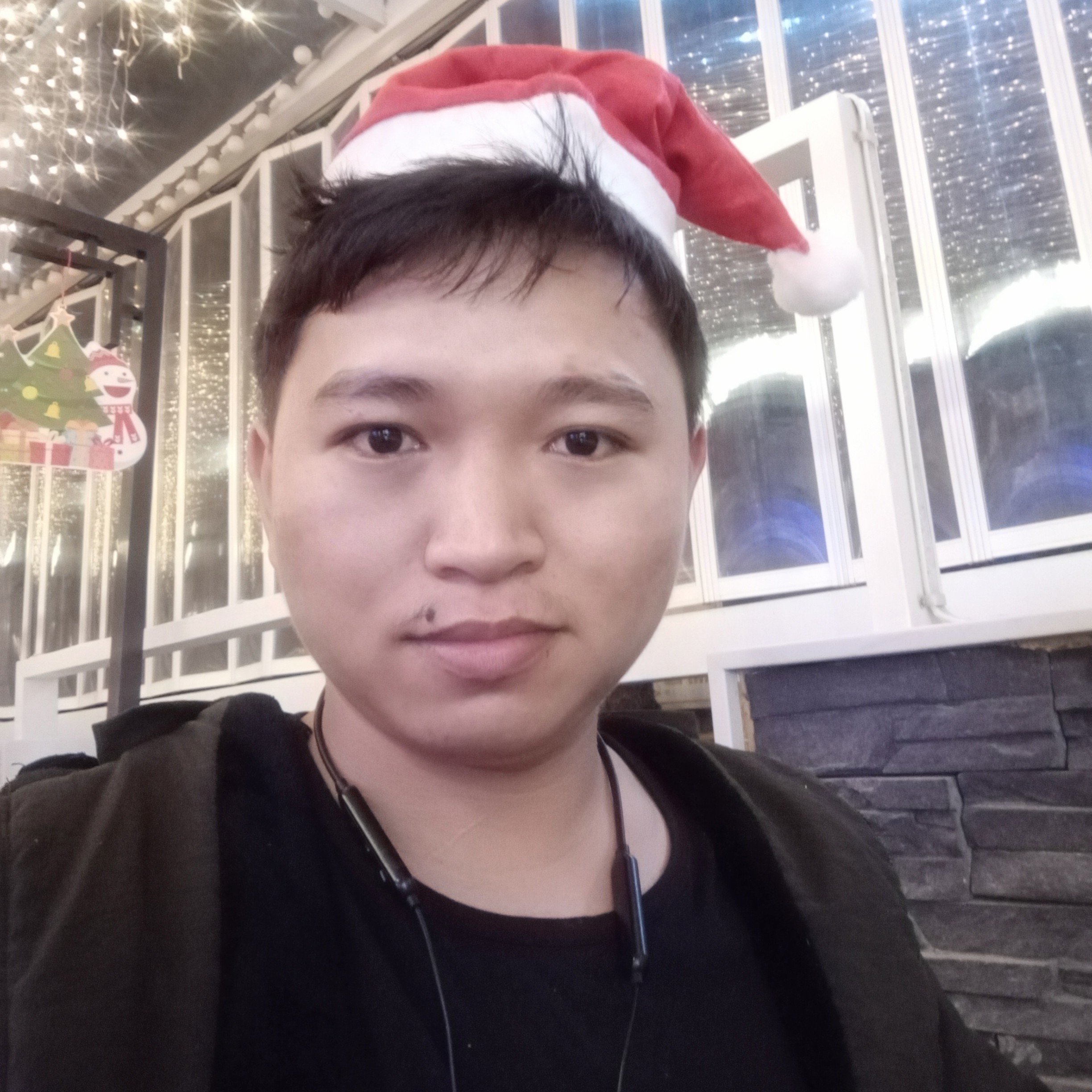 戒指笑点低的照片