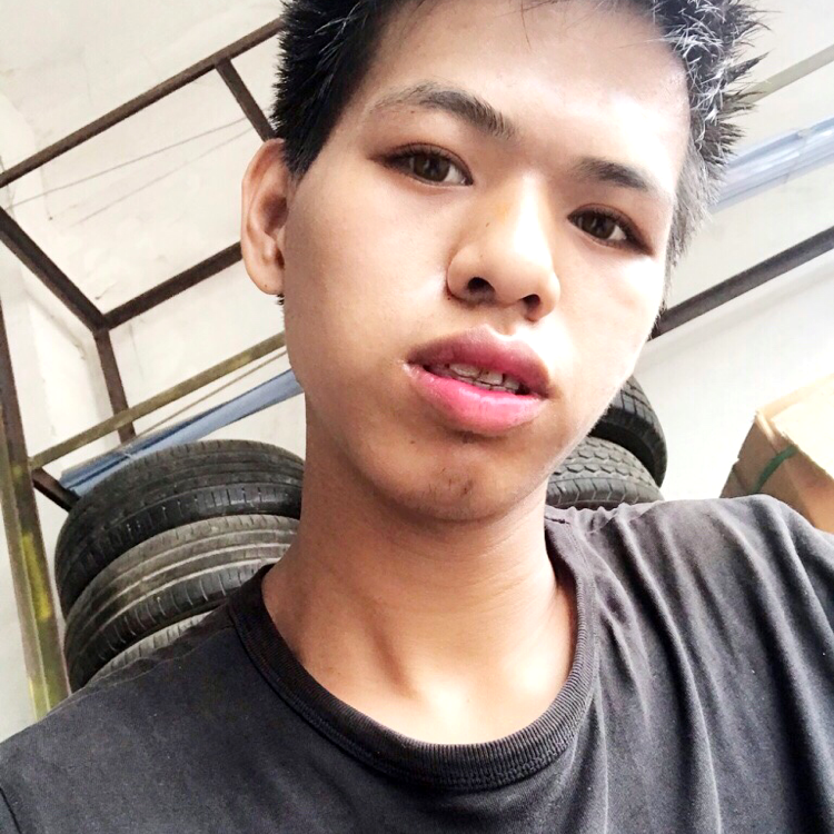 绝恋高挑的照片