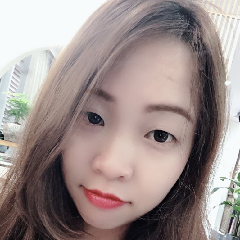 独秀寒梅的照片