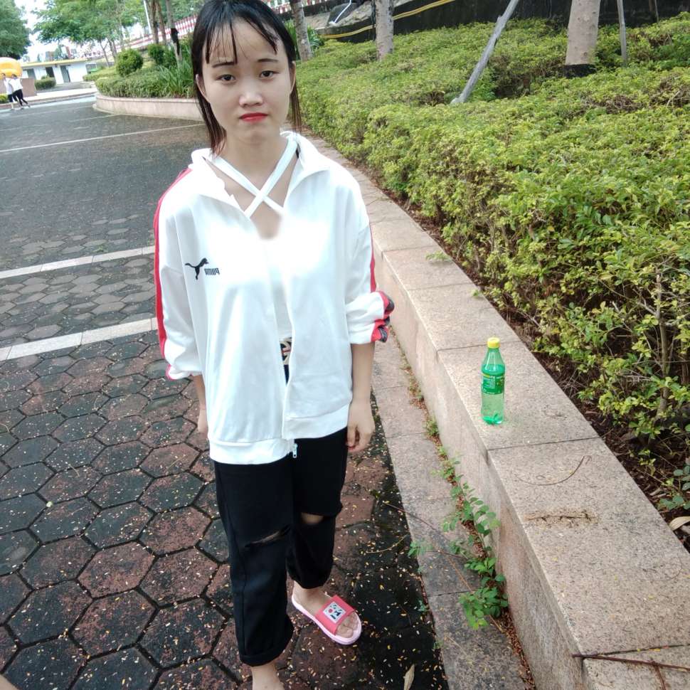 hjdfg的照片