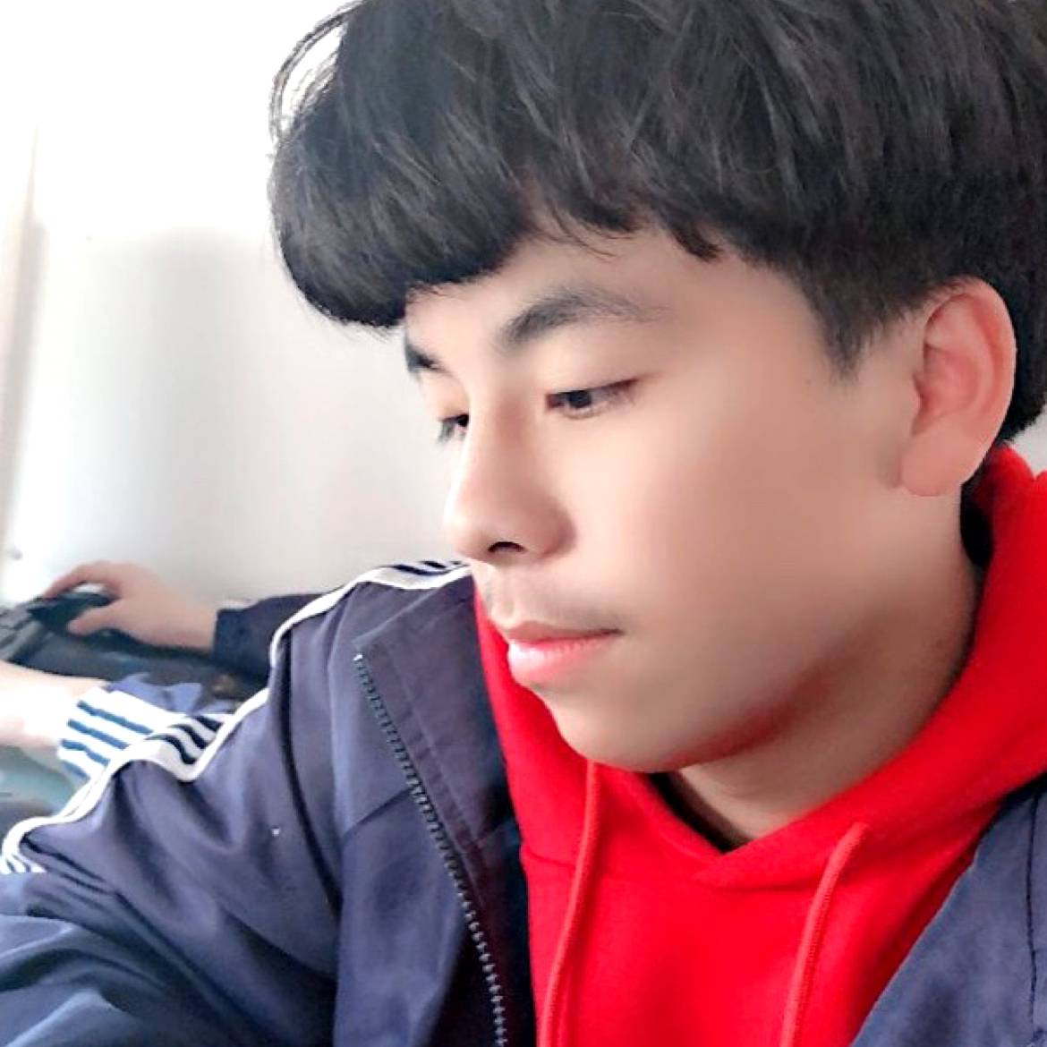 发嗲的唇膏的照片