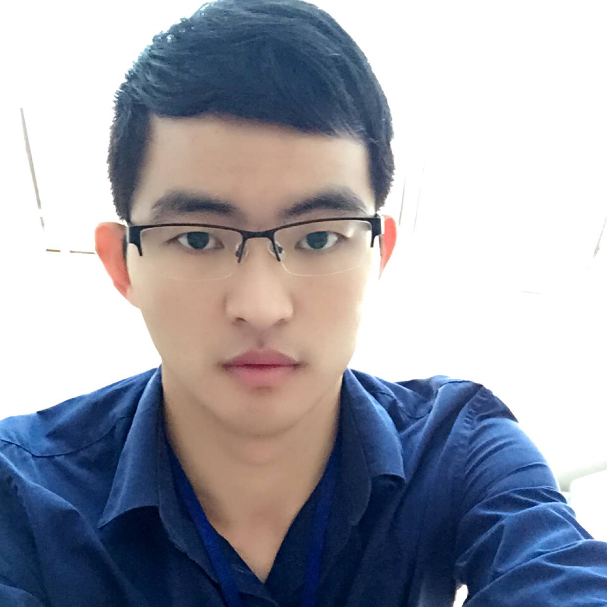 风中吃醋大叔的照片