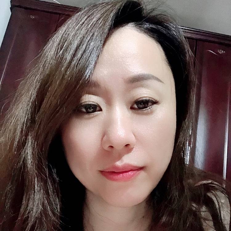 卫卫1的照片