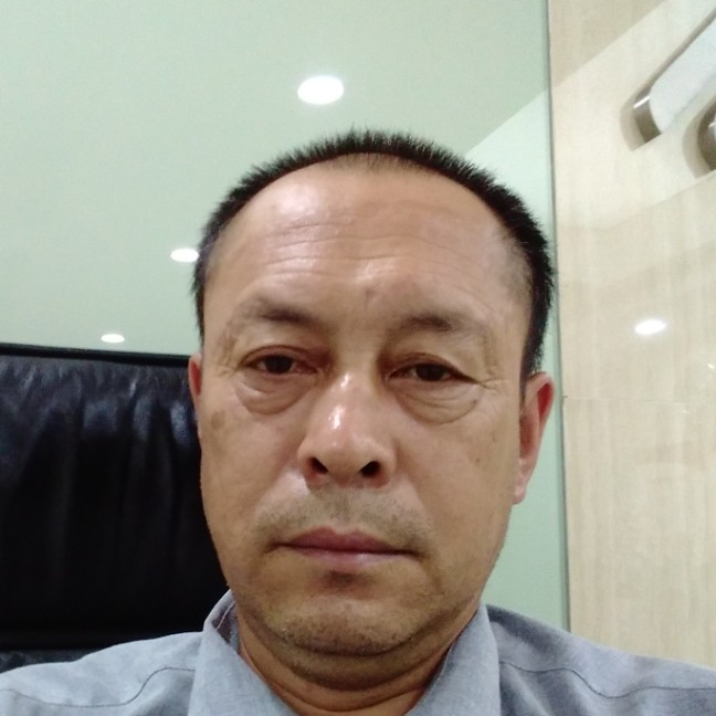 魔镜迎彪壮的照片