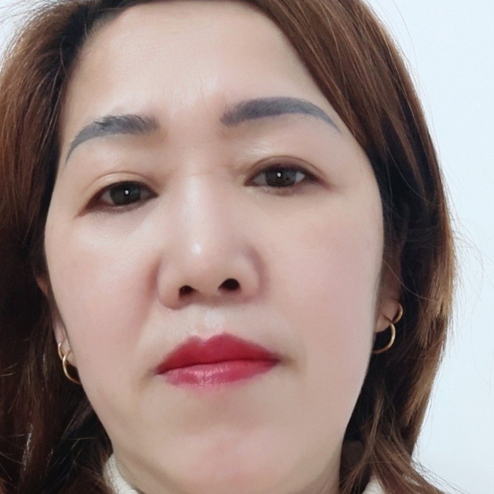 浮生的百合的照片