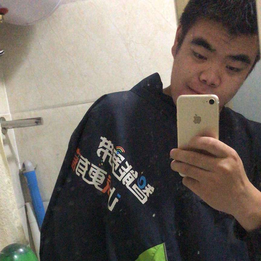 琉璃勤恳的照片