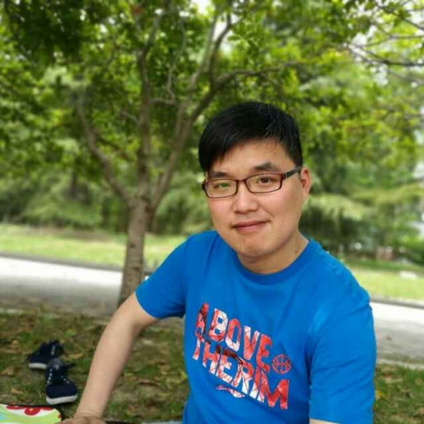 何九久的照片