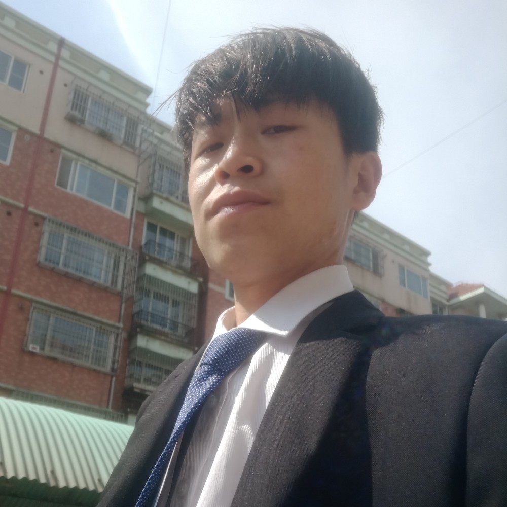 咖啡笑呆萌的照片
