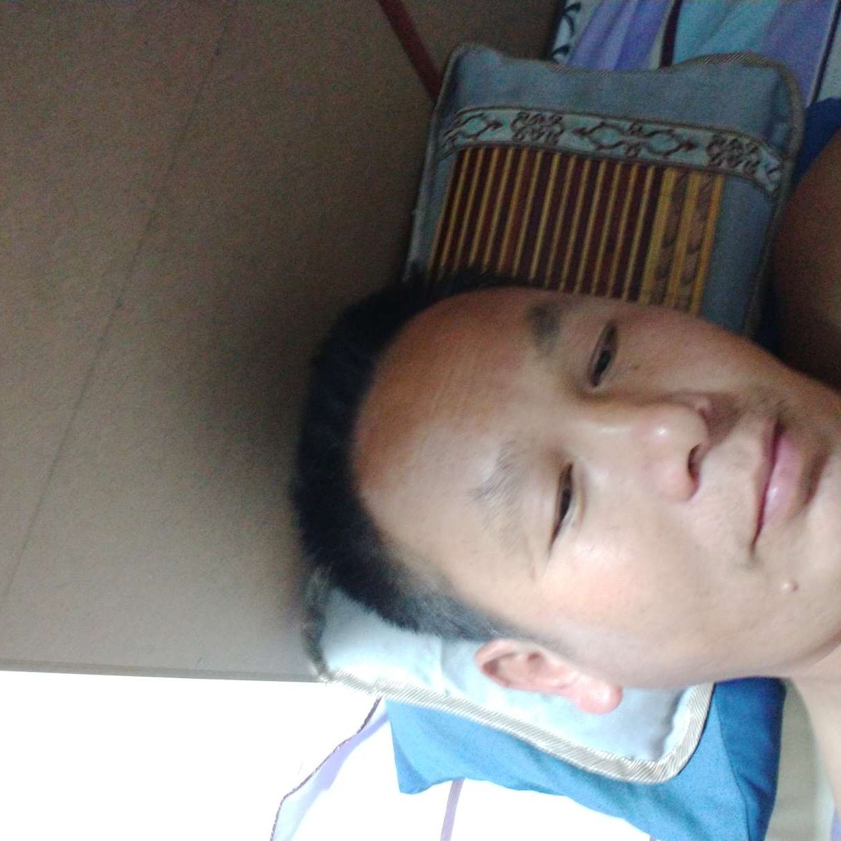 炙热踢风萧的照片