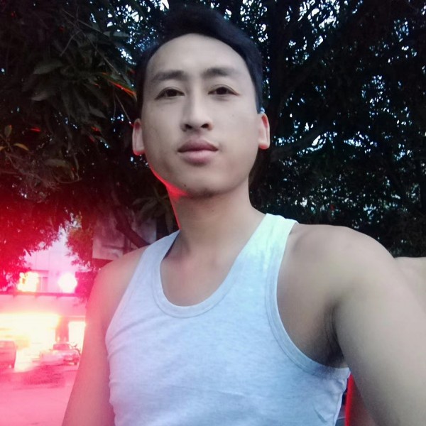 高山粗暴的照片