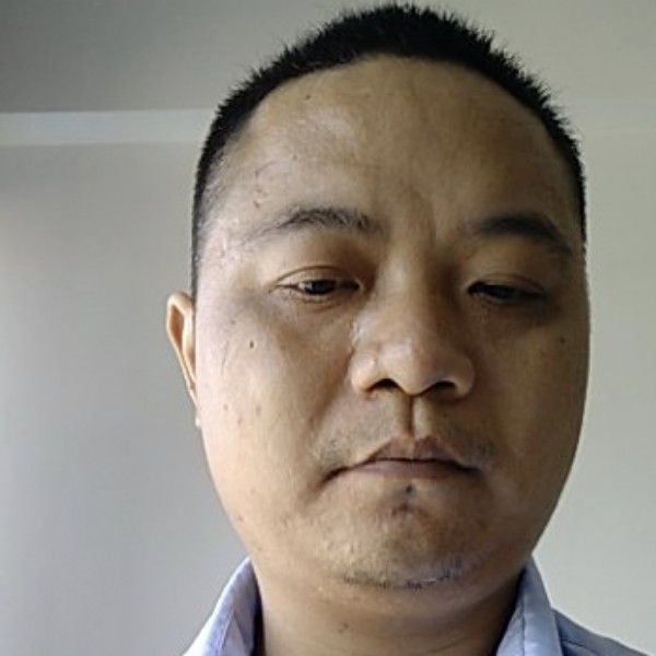 坚定水壶的照片