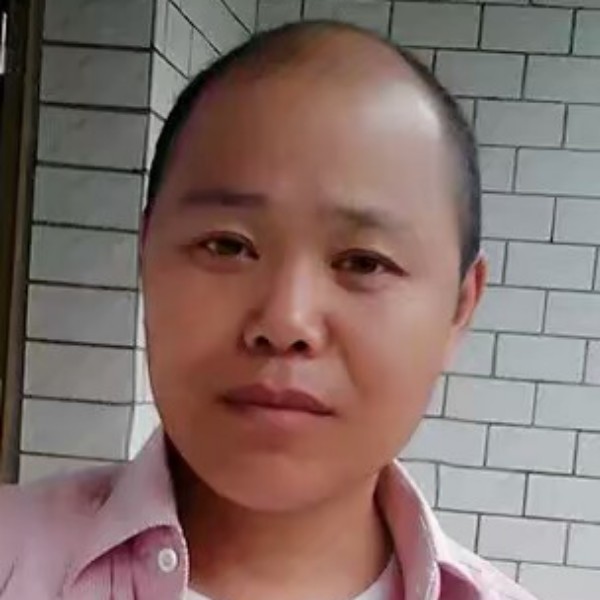 驶过的风帆的照片