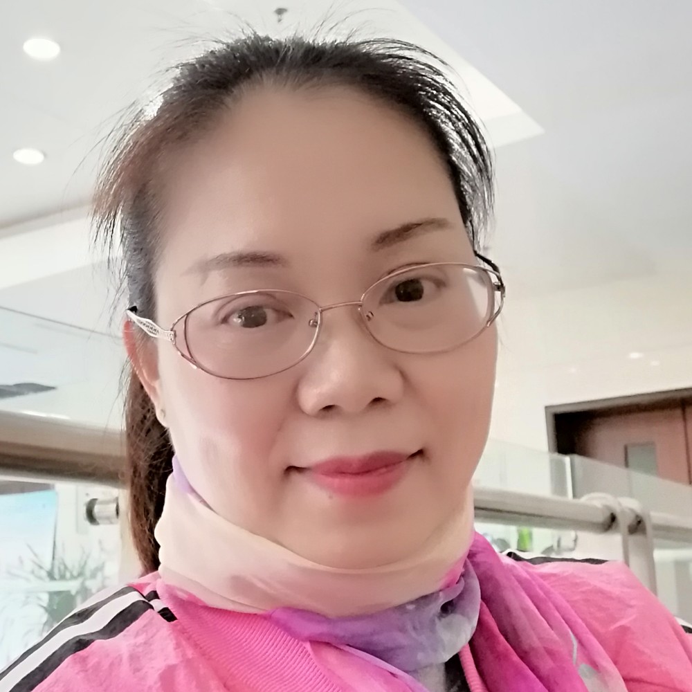 戒指端庄的照片
