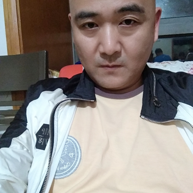裙子倾心迷路的照片