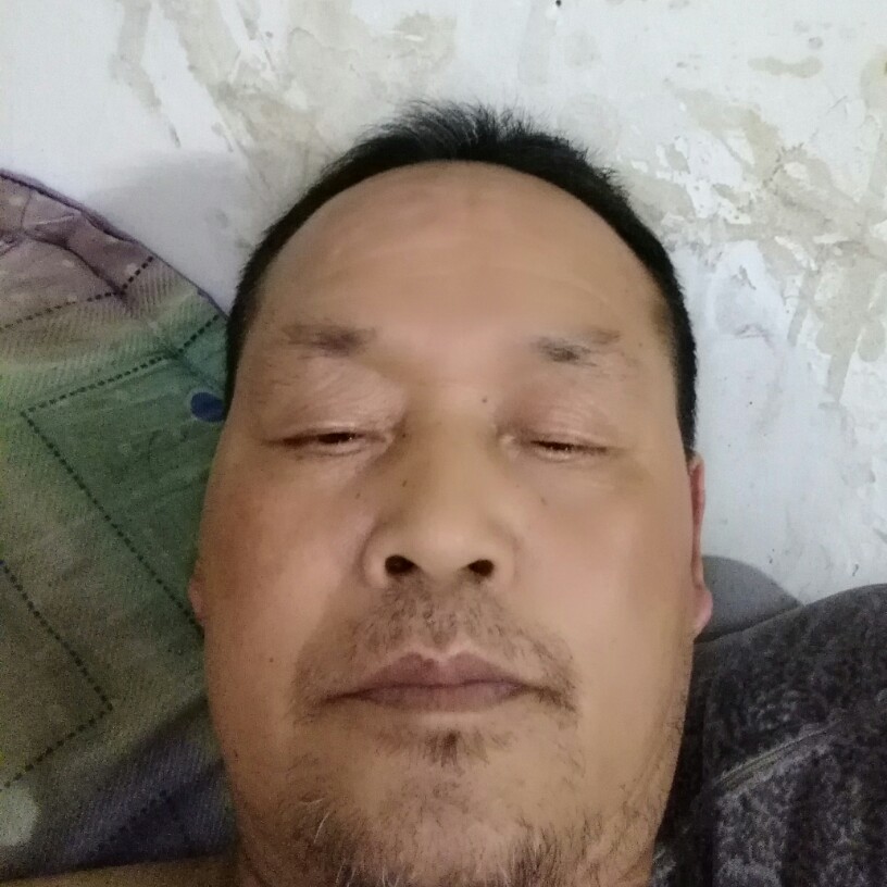 贤惠回眸背包的照片