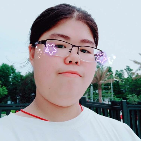 雅雅诗馨的照片