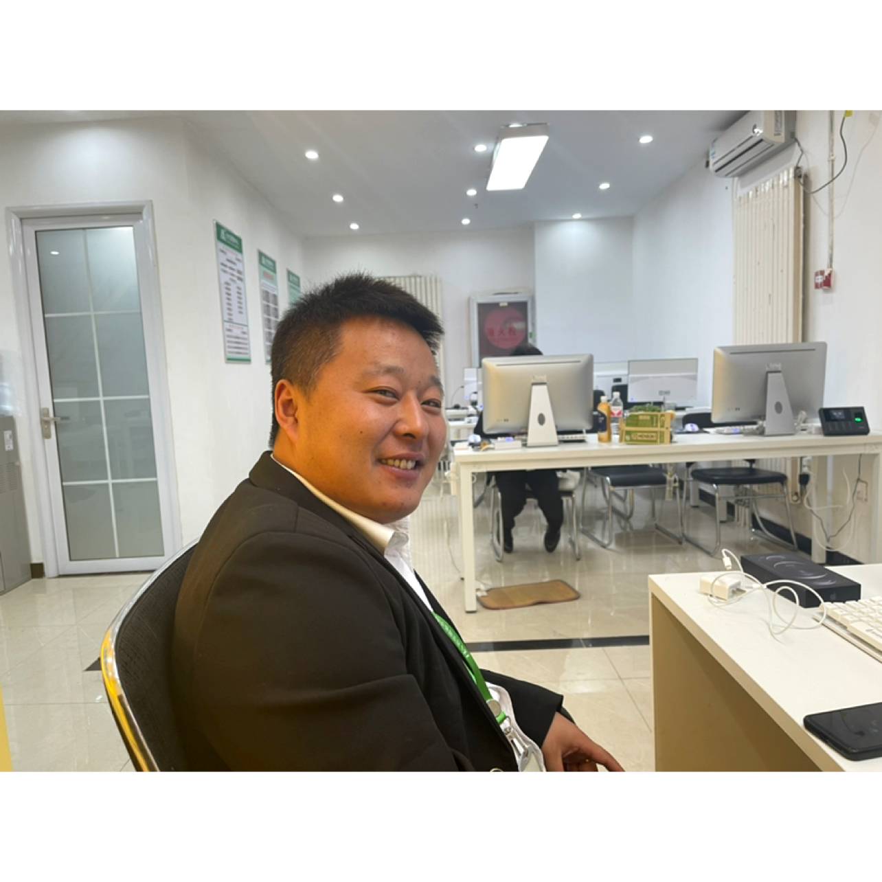 孤独掺烈酒的照片