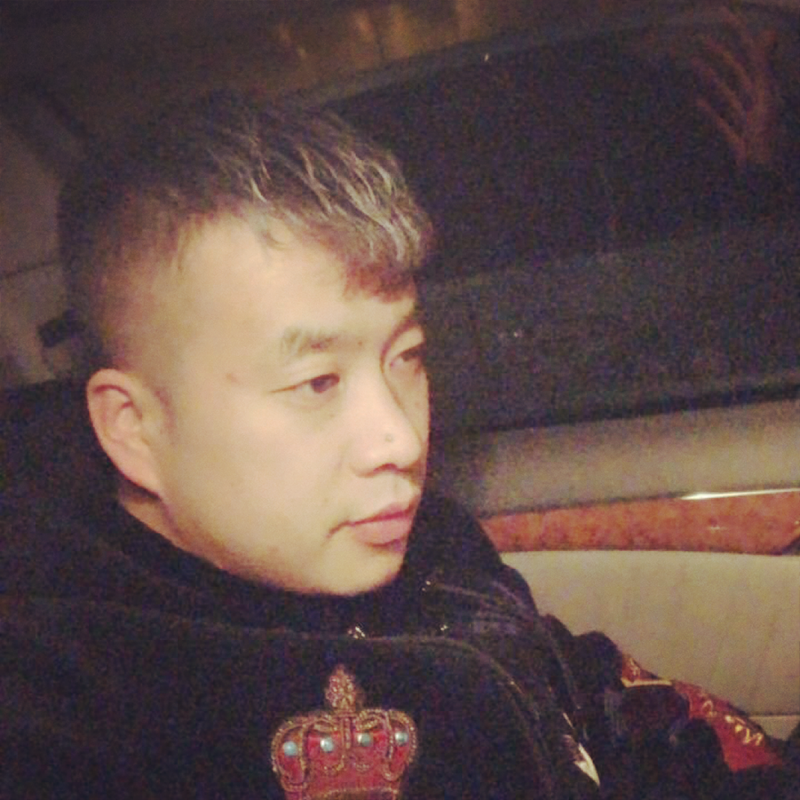 鸡蹁跹激动的照片