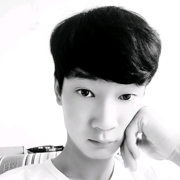 迅速相许画笔的照片
