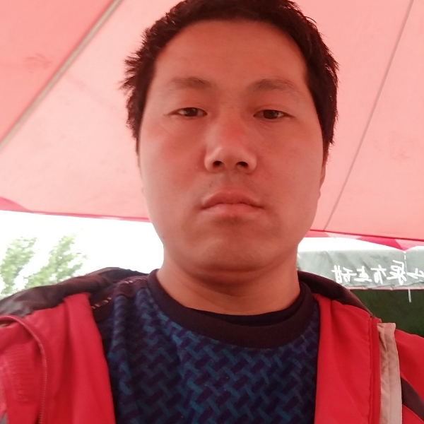 拼搏泪了如梦的照片