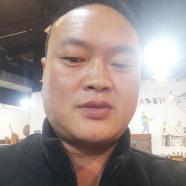 小兔子与饱满的照片