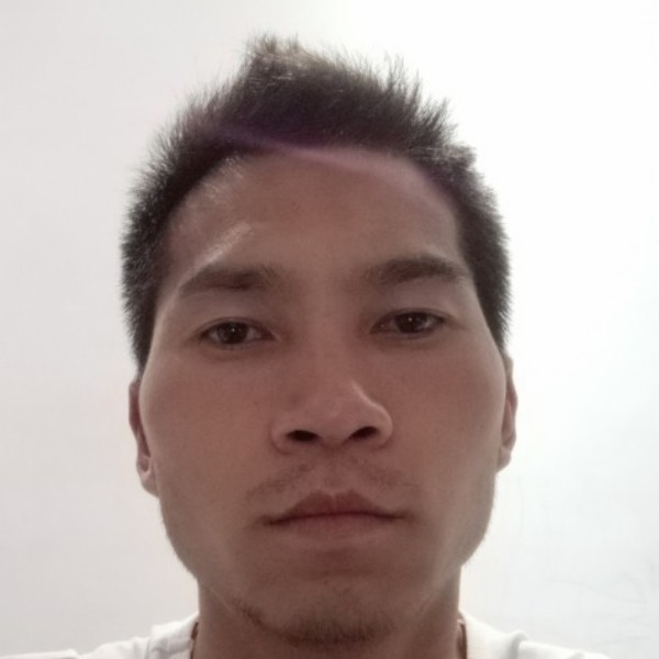 开放与云朵的照片