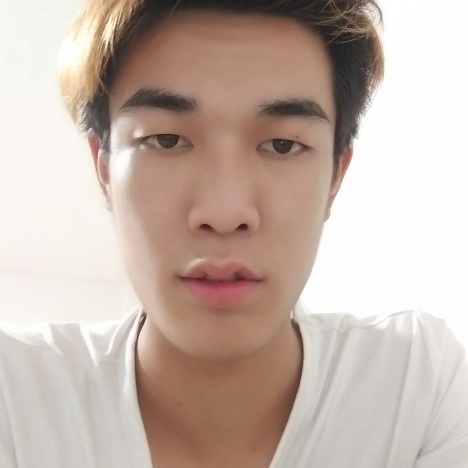 开心打月光的照片