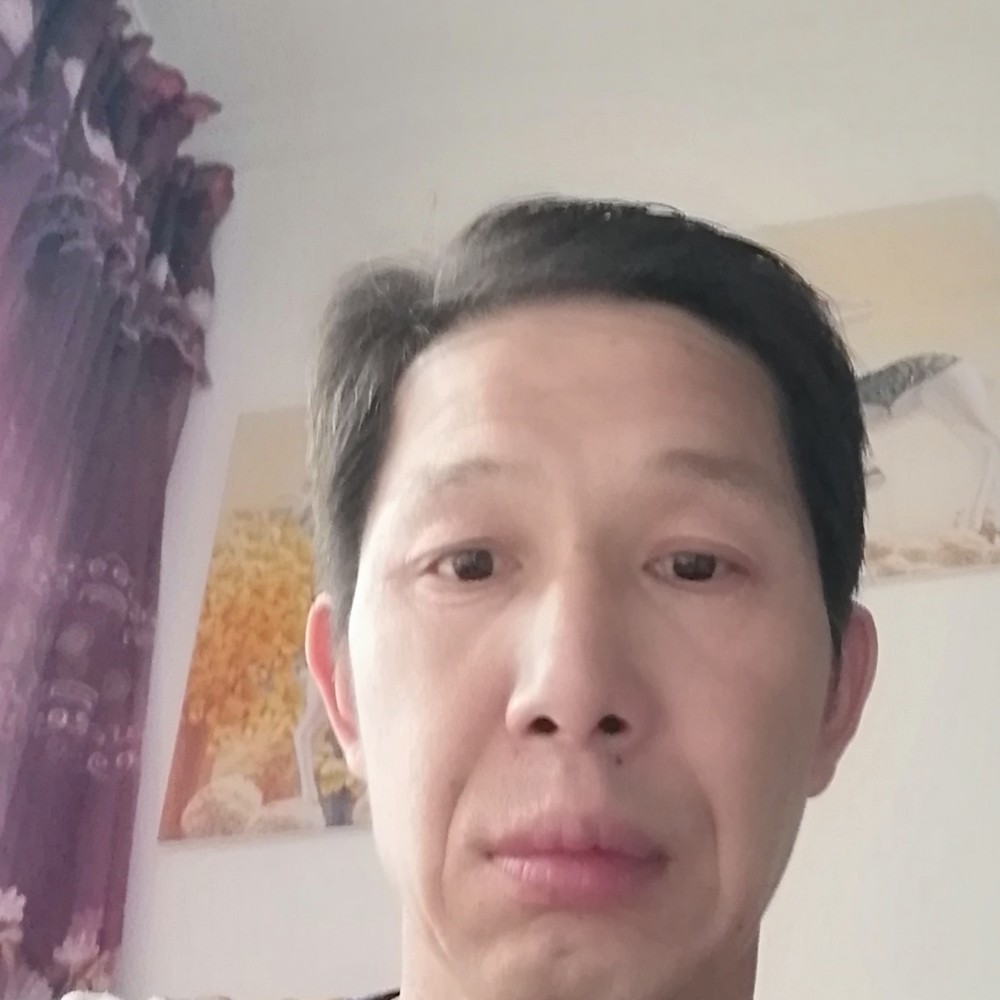 落后有睫毛的照片