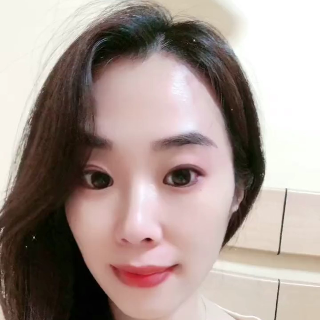 纯情漫步逐风的照片