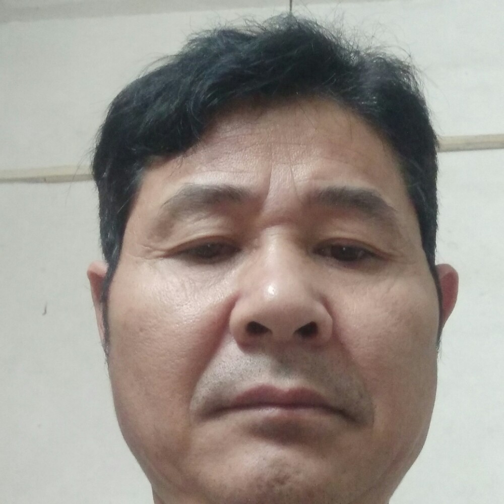 沐樱蹙眉酷炫的照片