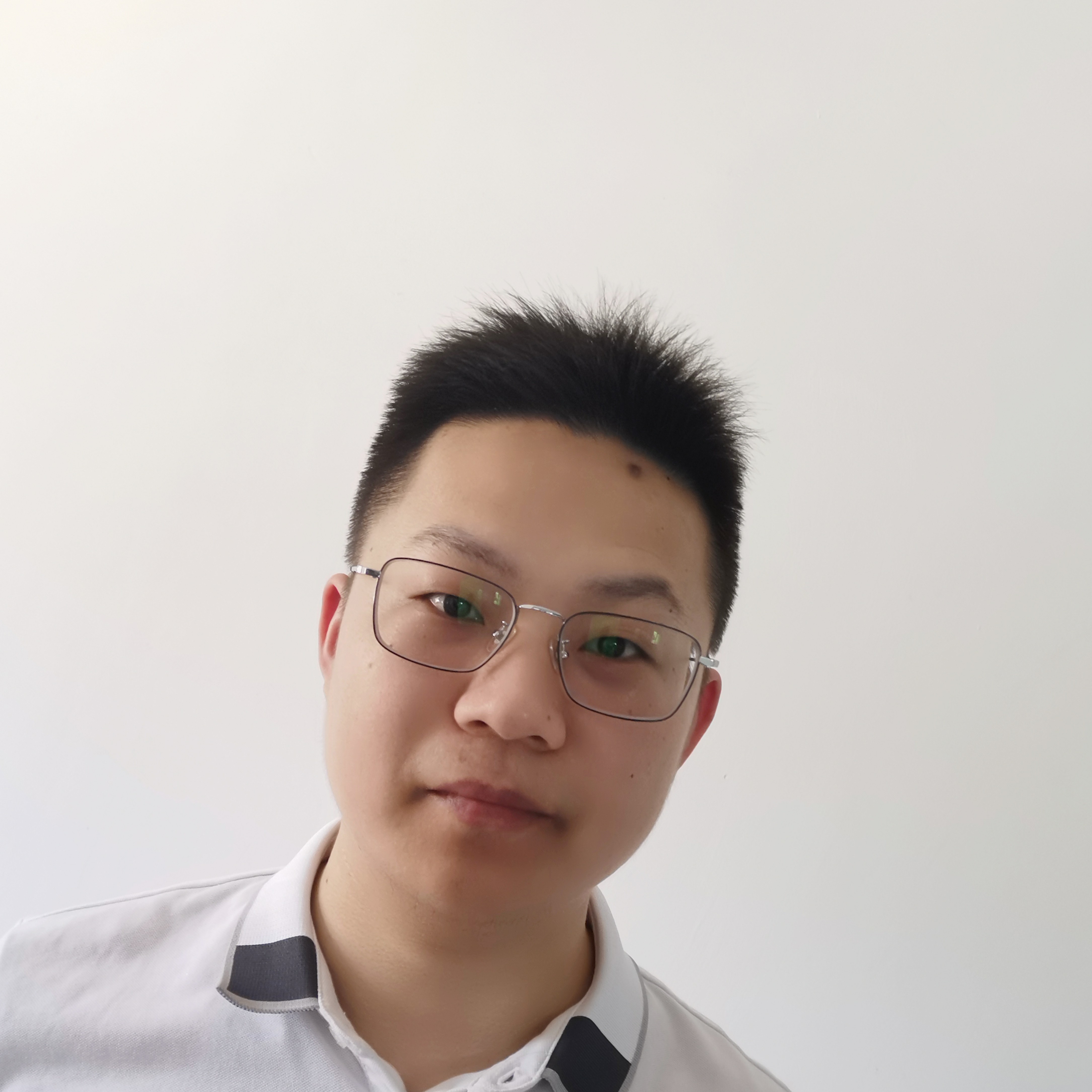 还单身闻飞鸟的照片