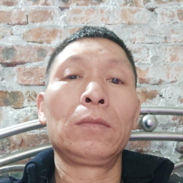 华艺诚的照片