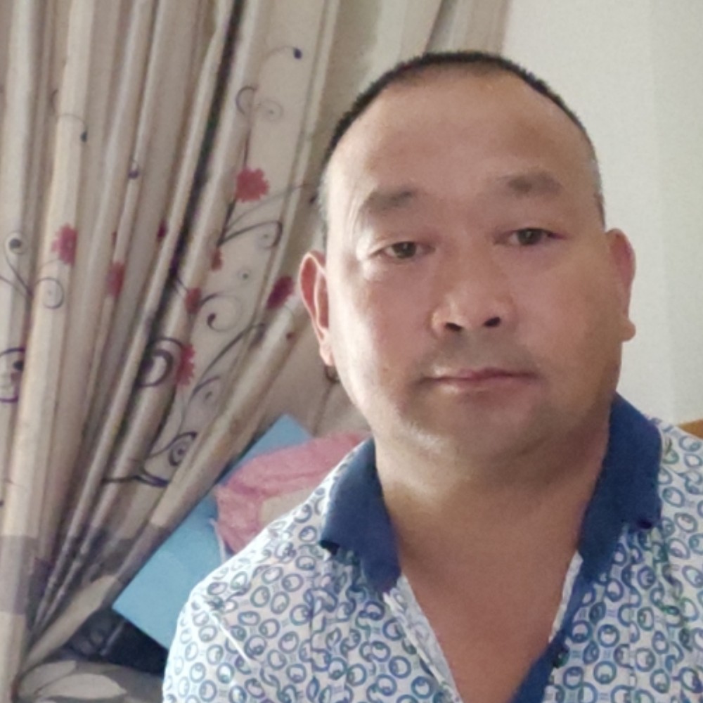 流影放弃明亮的照片