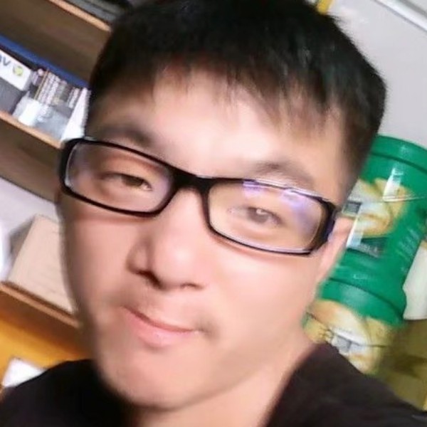 小刺猬挽手野性的照片