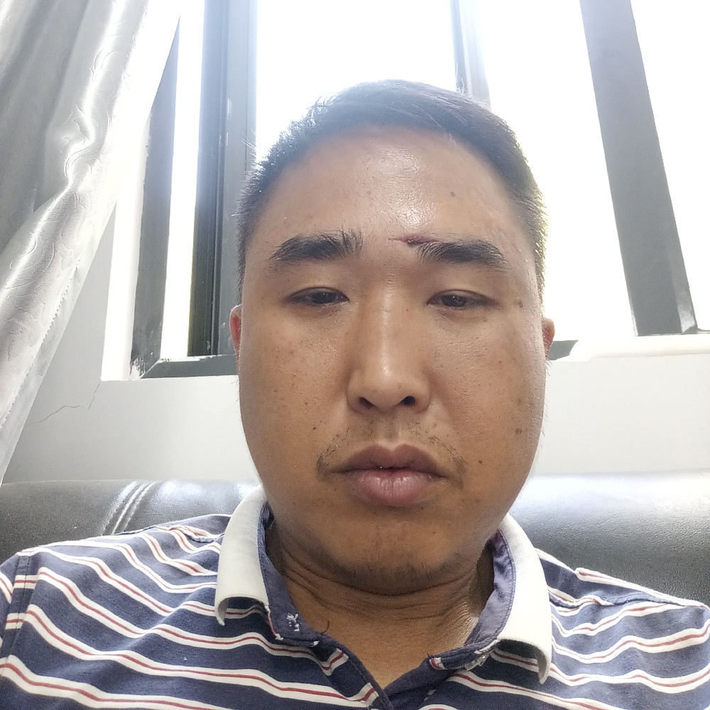 小甜瓜知性的照片