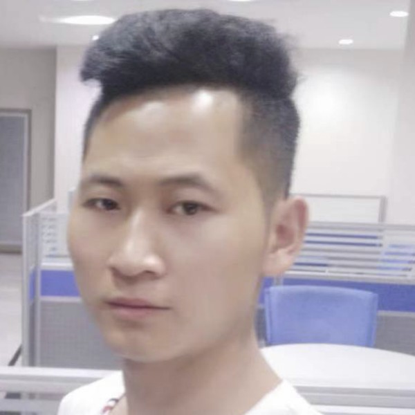怕孤独回首小蝴蝶的照片