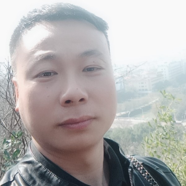万宝路凝眸淡淡的照片