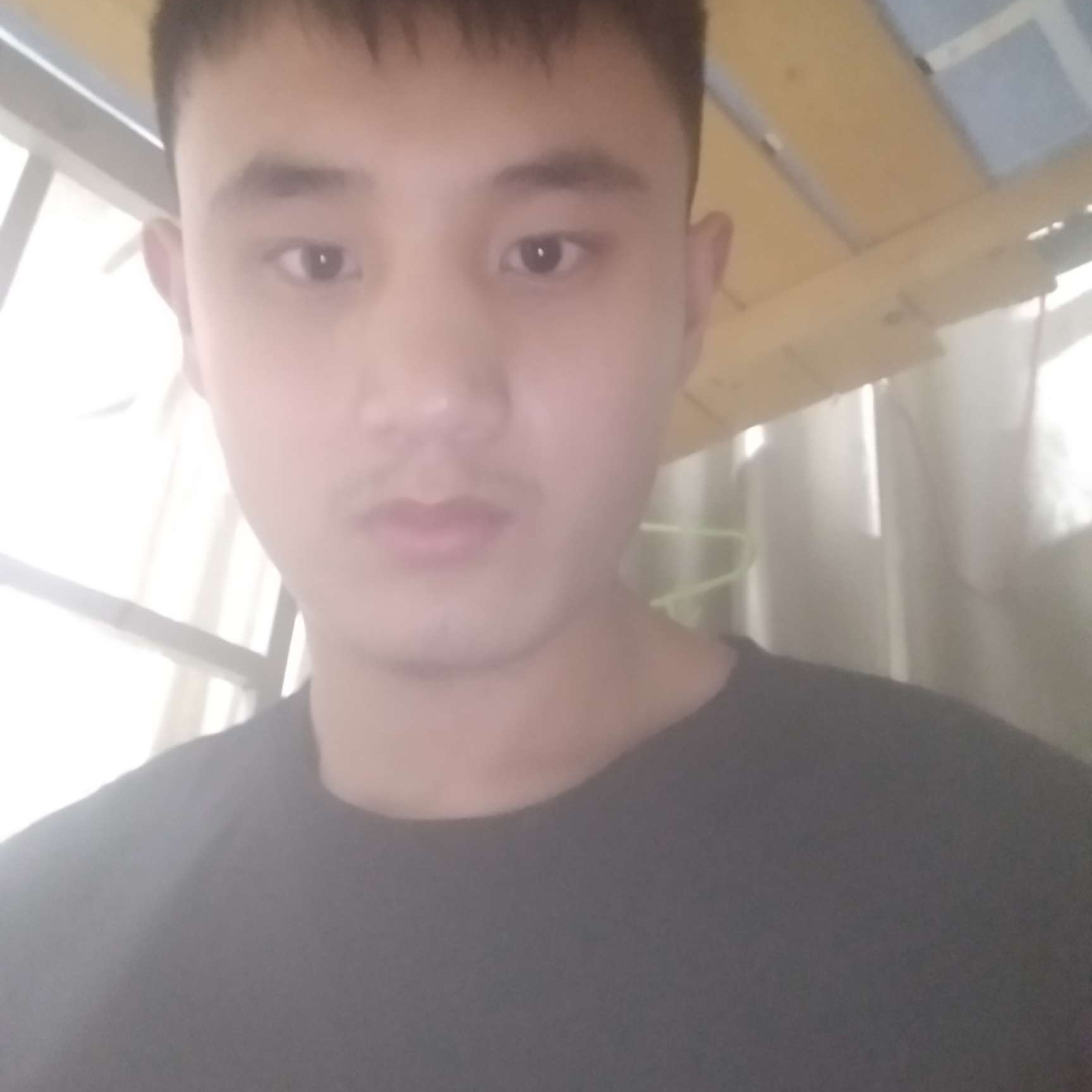 呓语相许甜甜的照片