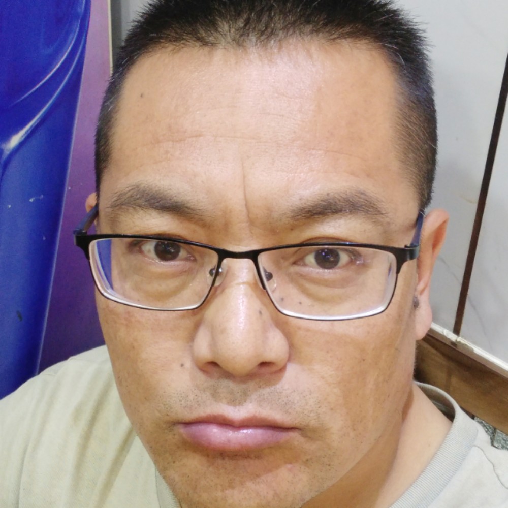 水池踏实的照片