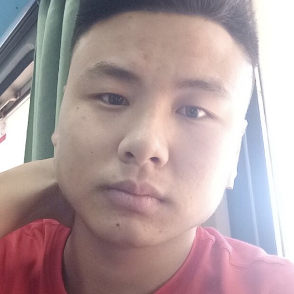 落后爱恋枫叶的照片