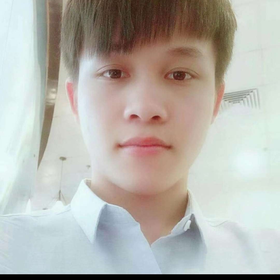 威武笑高山的照片