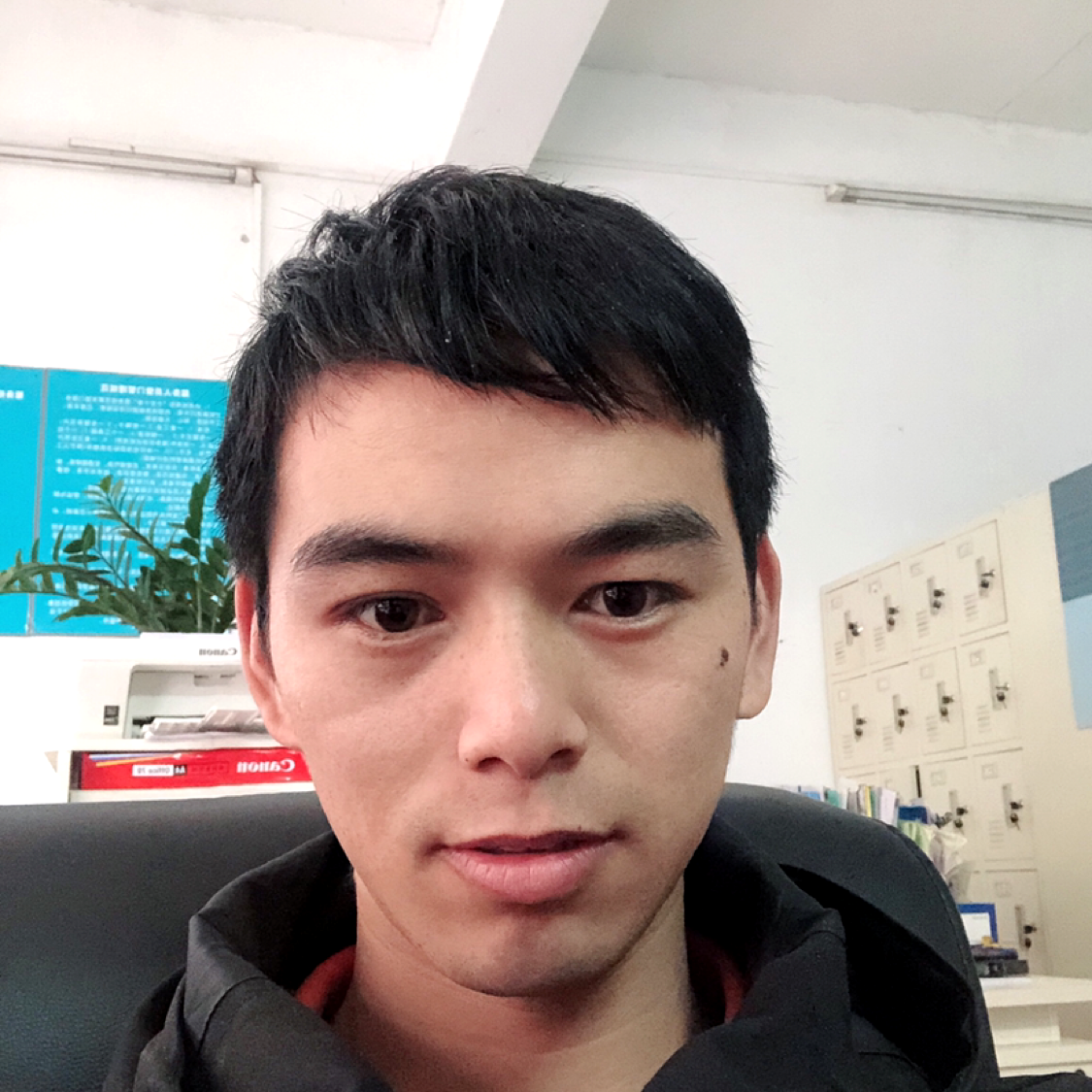 舒荷活泼的照片