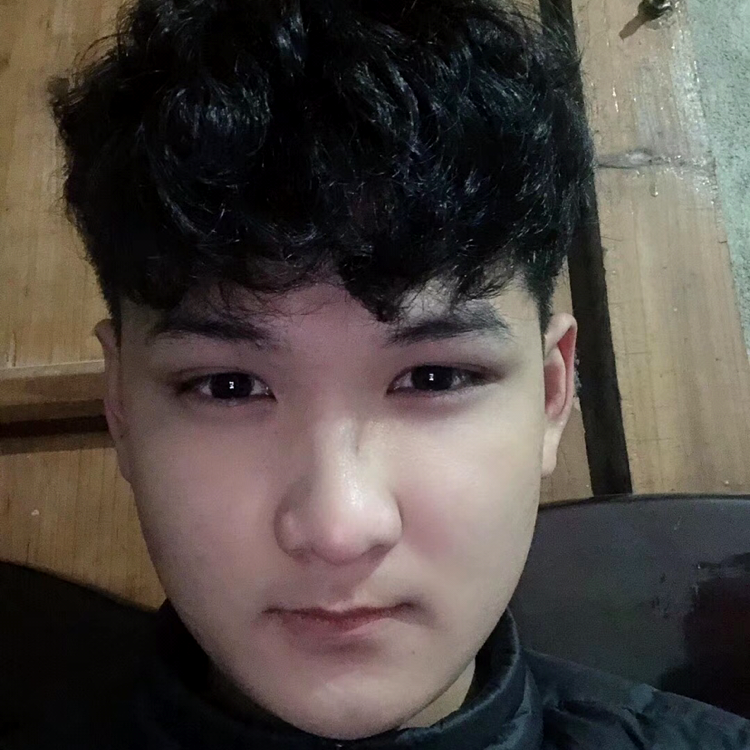 秋颜演变阔达的照片
