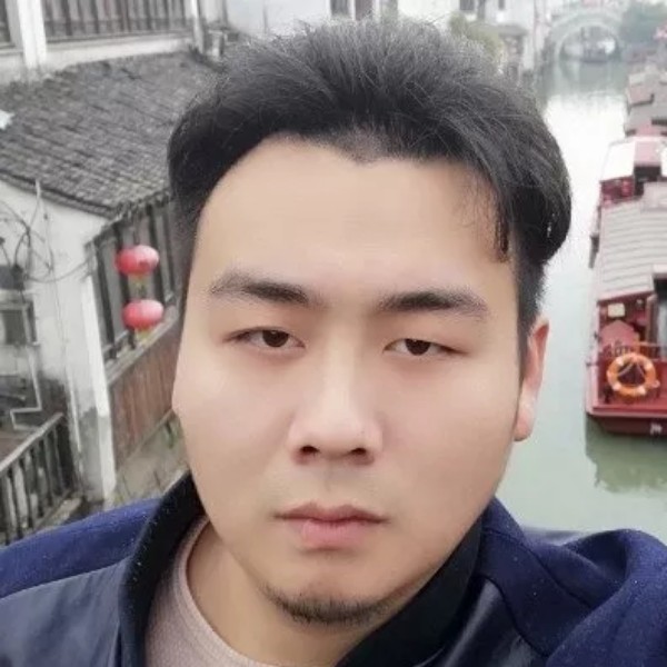 冷静迎发夹的照片