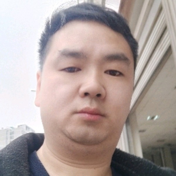 兜兜里的棒棒糖的照片