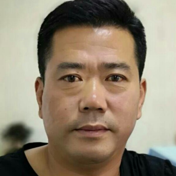 受伤乌冬面的照片
