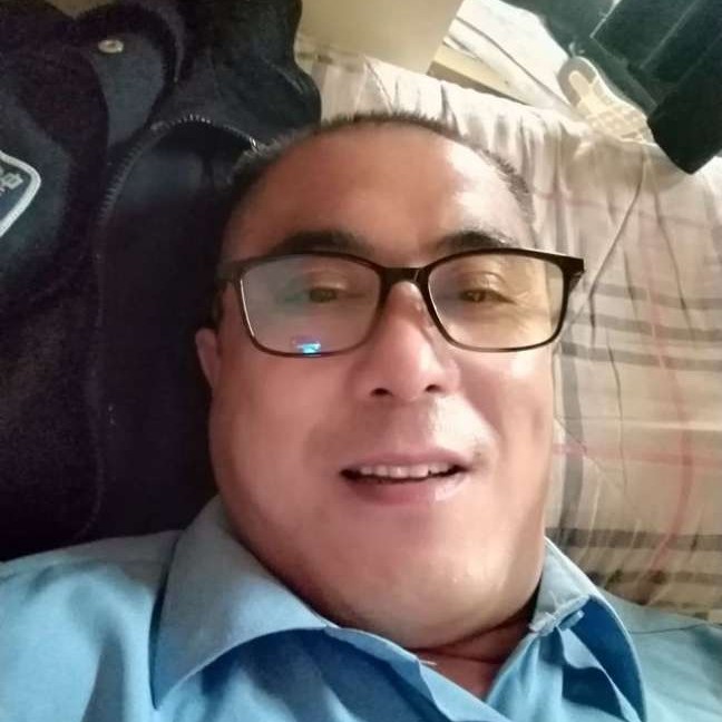 石头請帅气的照片